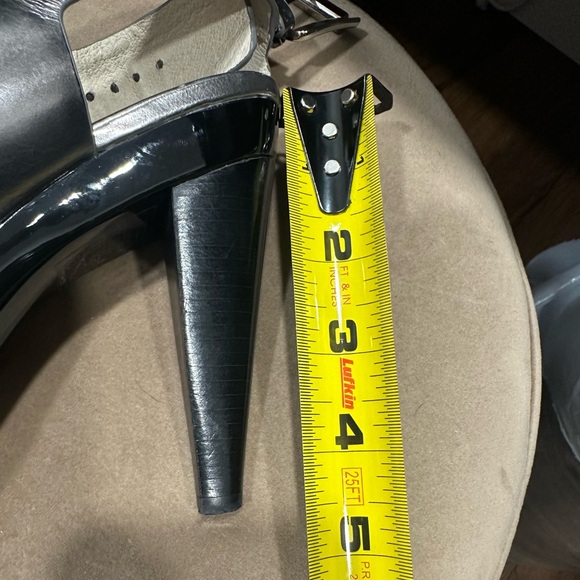 Michael kors platform heels - Picture 9 of 9